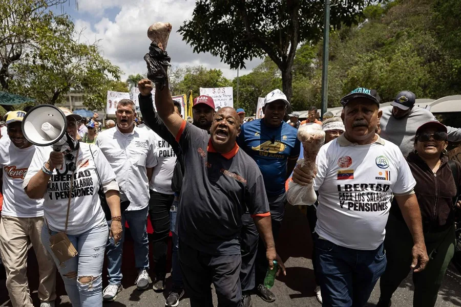 Sindicatos venezolanos convocan protestas por elecciones libres
