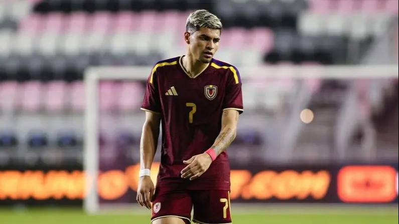 Gleiker Mendoza ficha oficialmente por Shakhtar Donetsk ucraniano