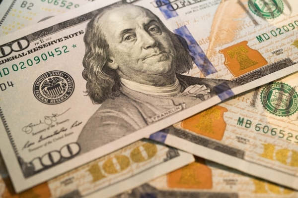 Vanguard triplica inversión en bonos venezolanos en mora