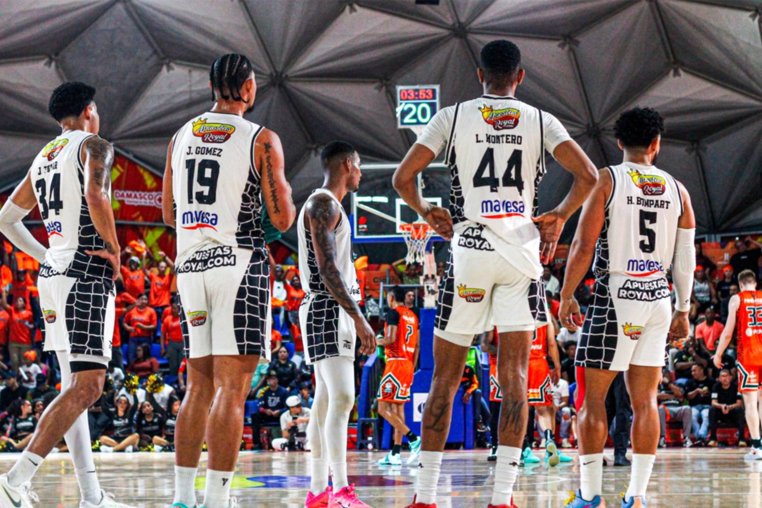 Cocodrilos vence a Pioneros y avanza a semifinales SPB