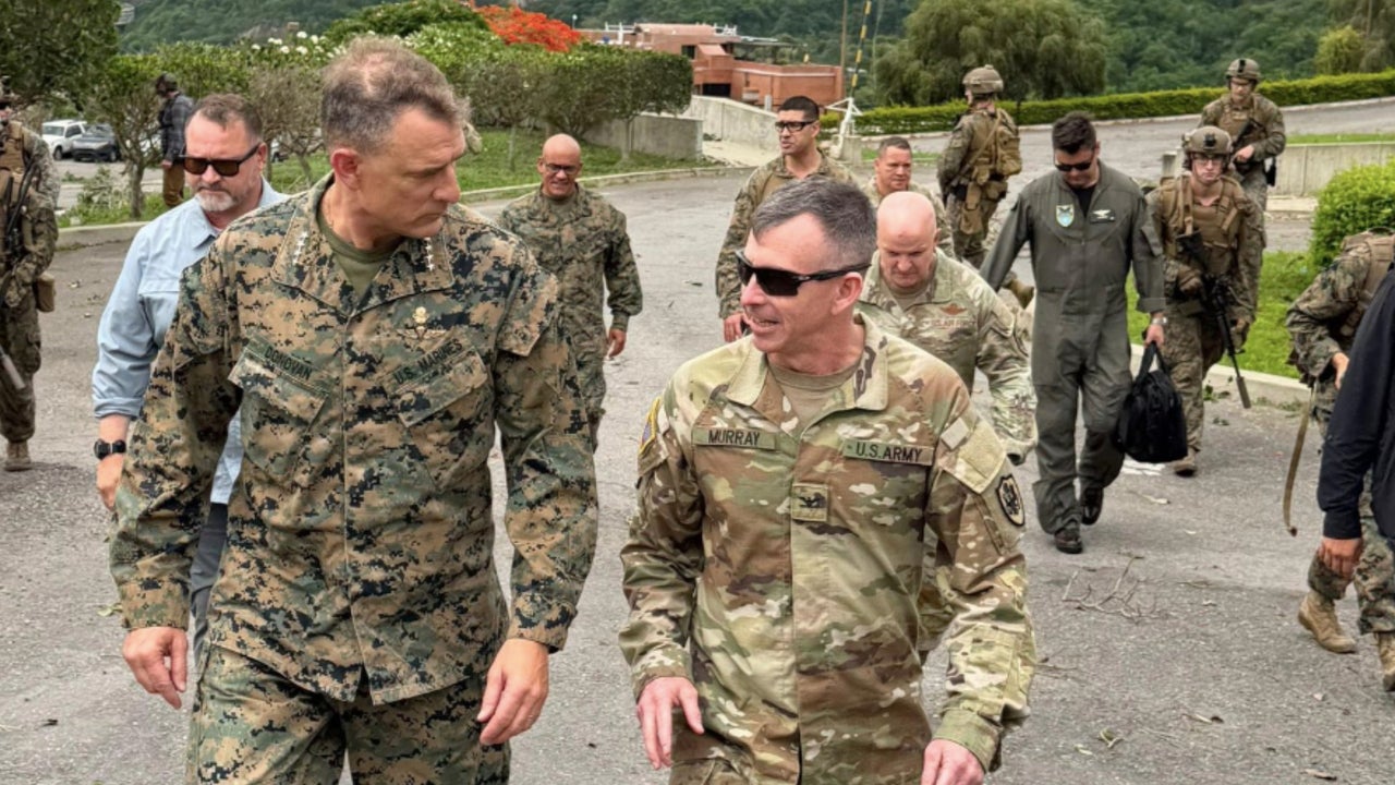General Donovan del Comando Sur visita Caracas en medio de ejercicios militares