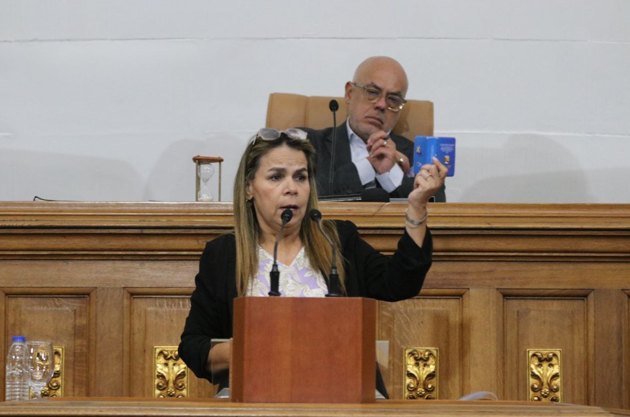 Iris Varela rechaza ejercicio militar estadounidense en embajada de Caracas