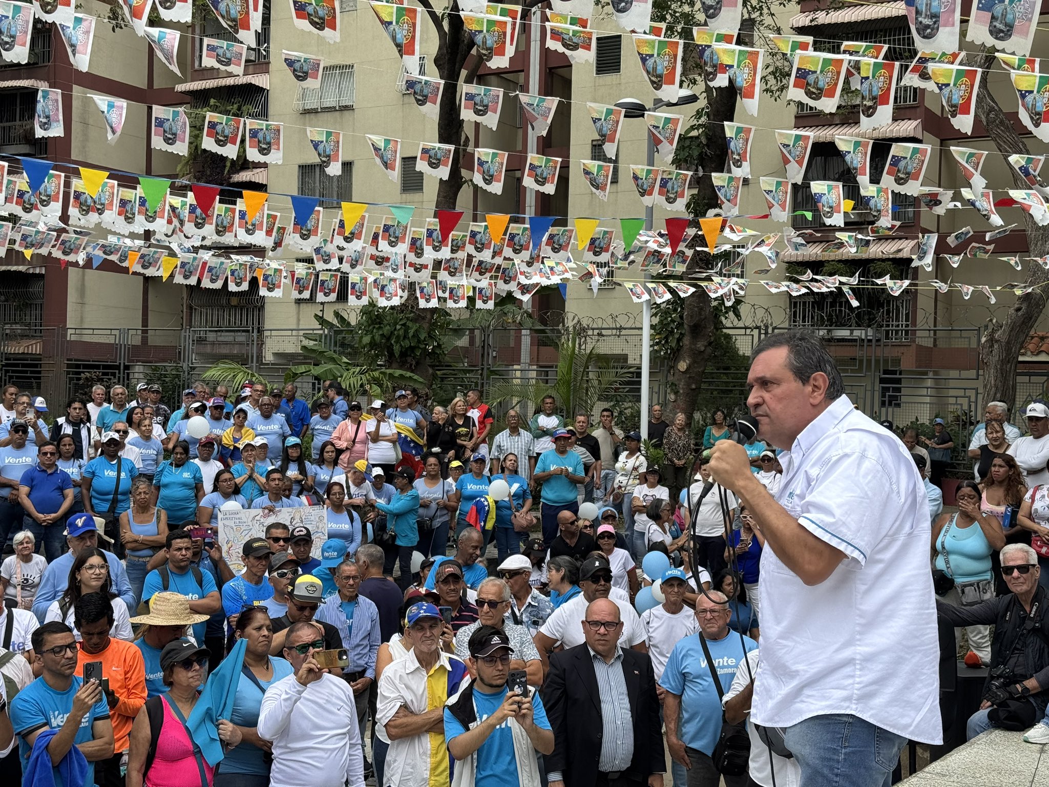Henry Alviarez advierte que régimen de Delcy está próximo a caer