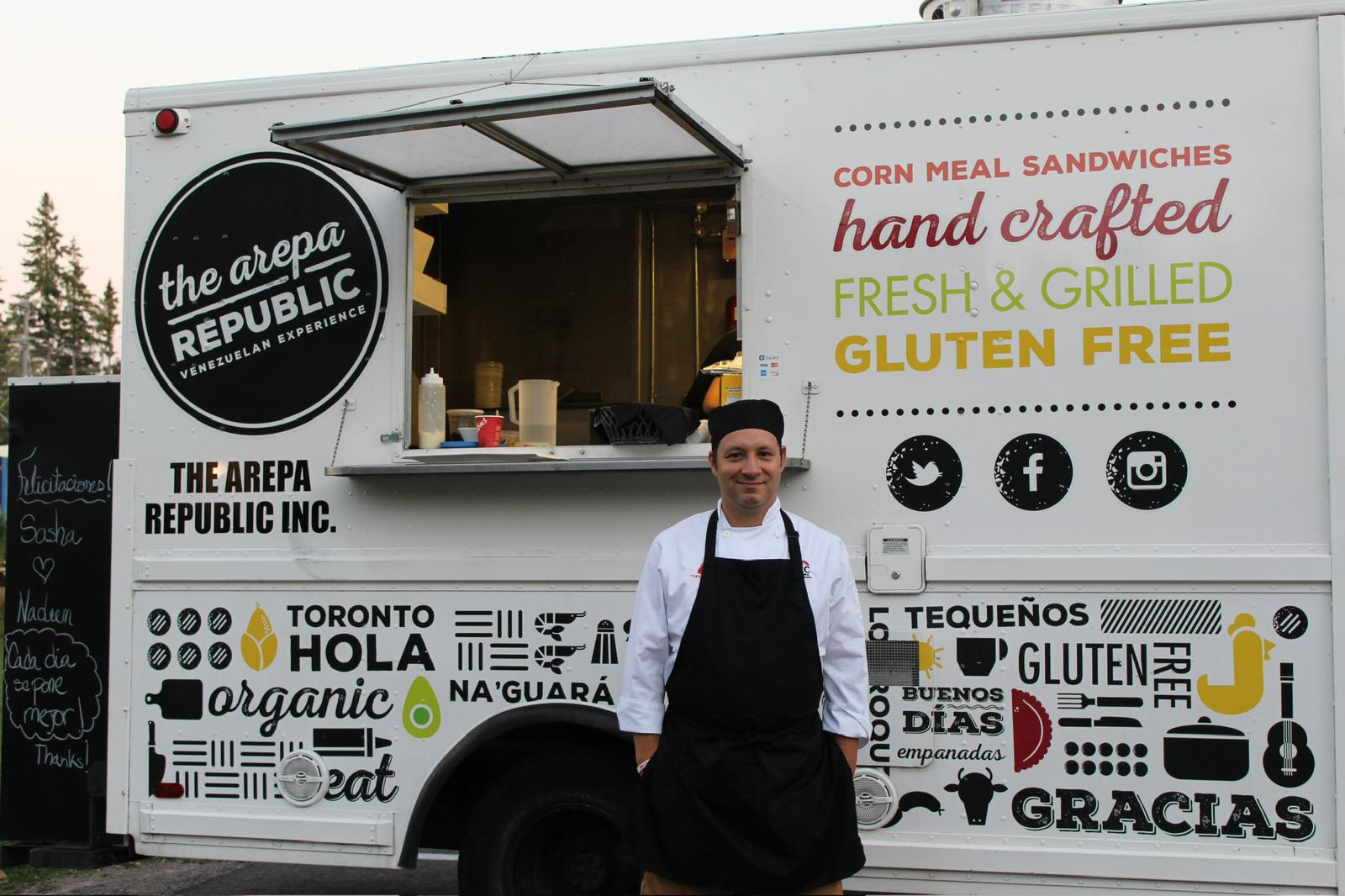 Venezolano conquista Toronto con arepas y sabor criollo