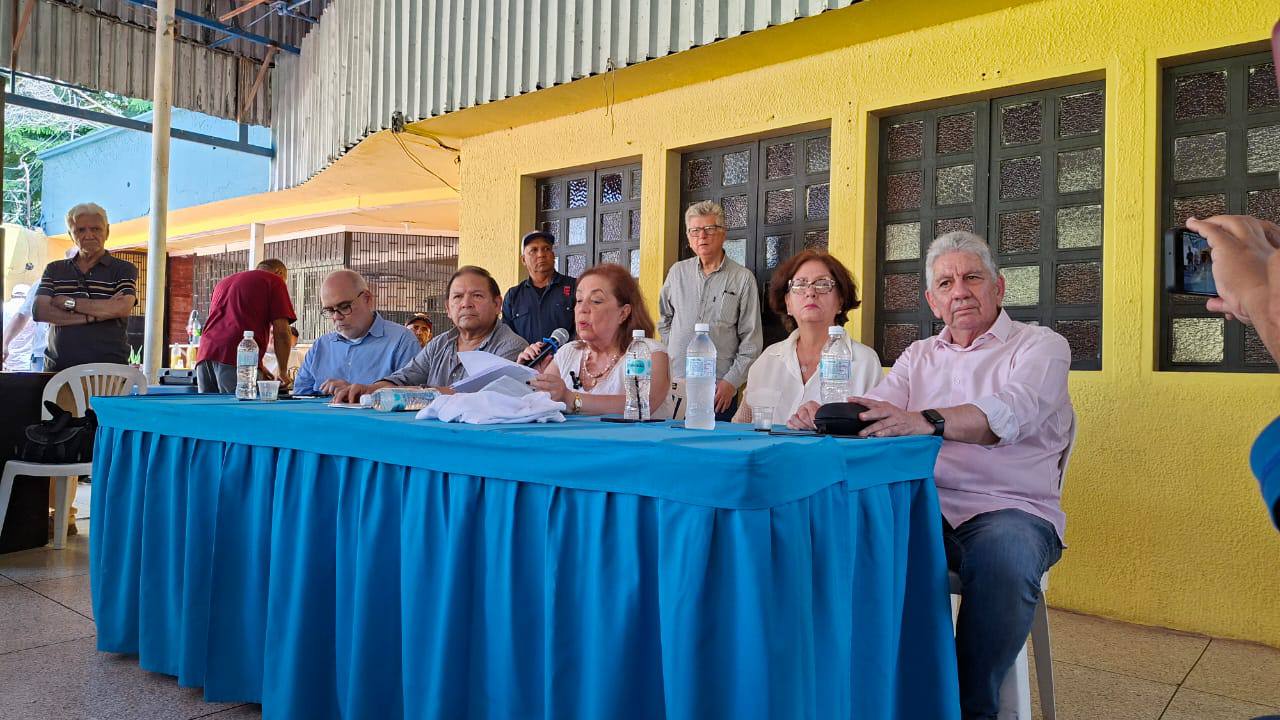 Advierten que reforma laboral chavista eliminaría prestaciones