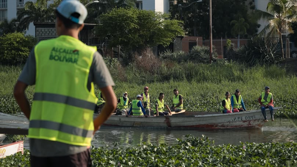 Sanean 17 mil metros de canales en Barcelona ante temporada de lluvias