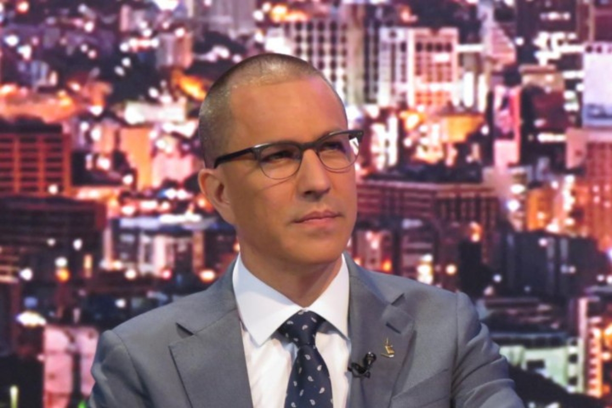 Arreaza pide proteger a Delcy Rodríguez para sostener el chavismo