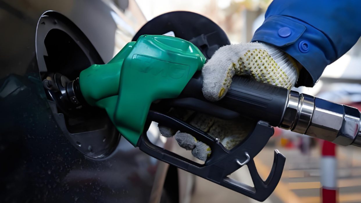 Transportistas denuncian condicionamiento de pagos y retrasos en despacho de combustible