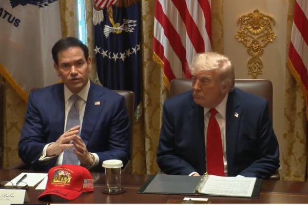 Rubio anuncia envío de 10 millones de barriles venezolanos a EE.UU.