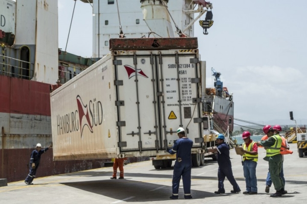 Venezuela convertirá puertos en hubs logísticos internacionales
