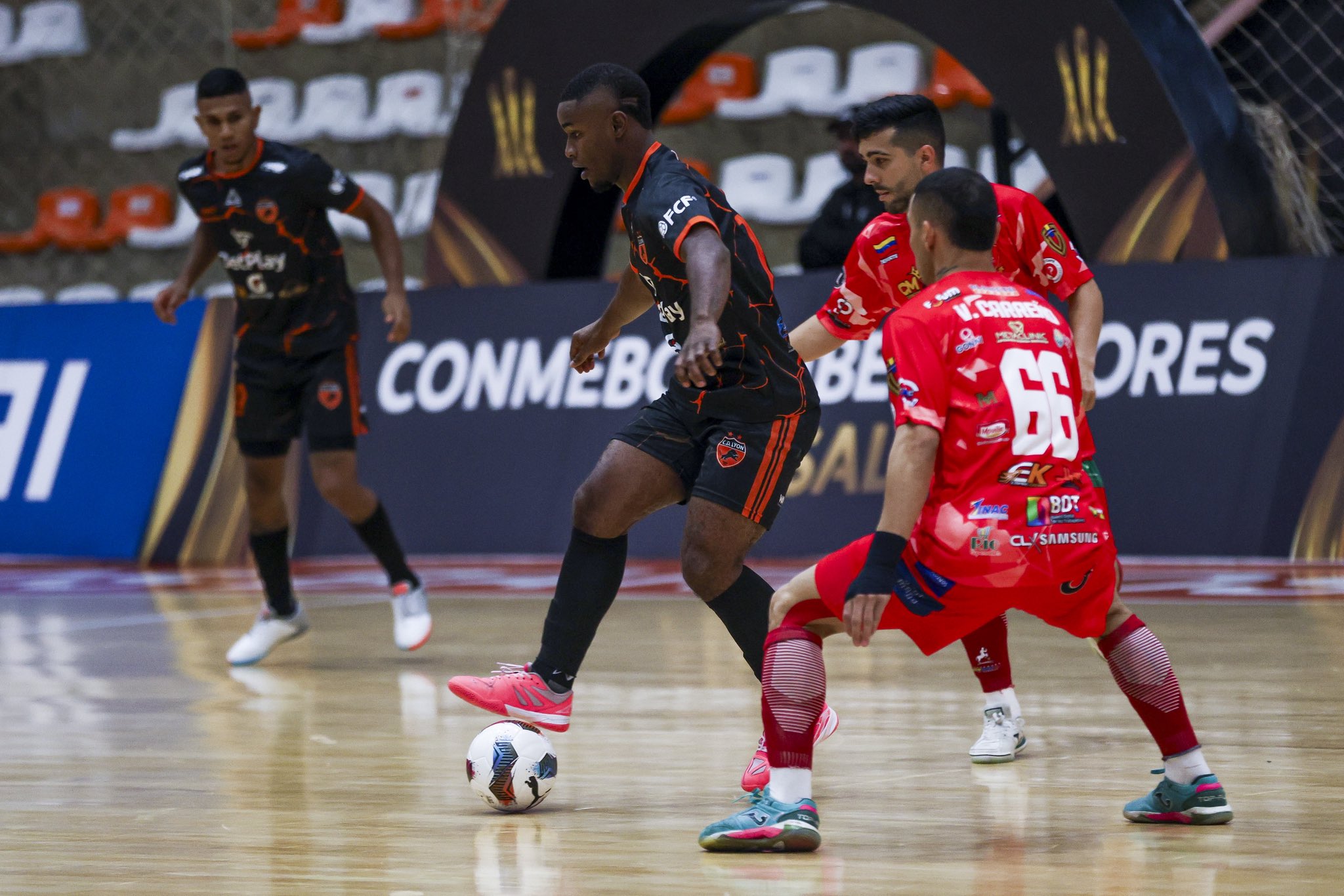 Centauros de Caracas avanza a semifinales de Libertadores Futsal