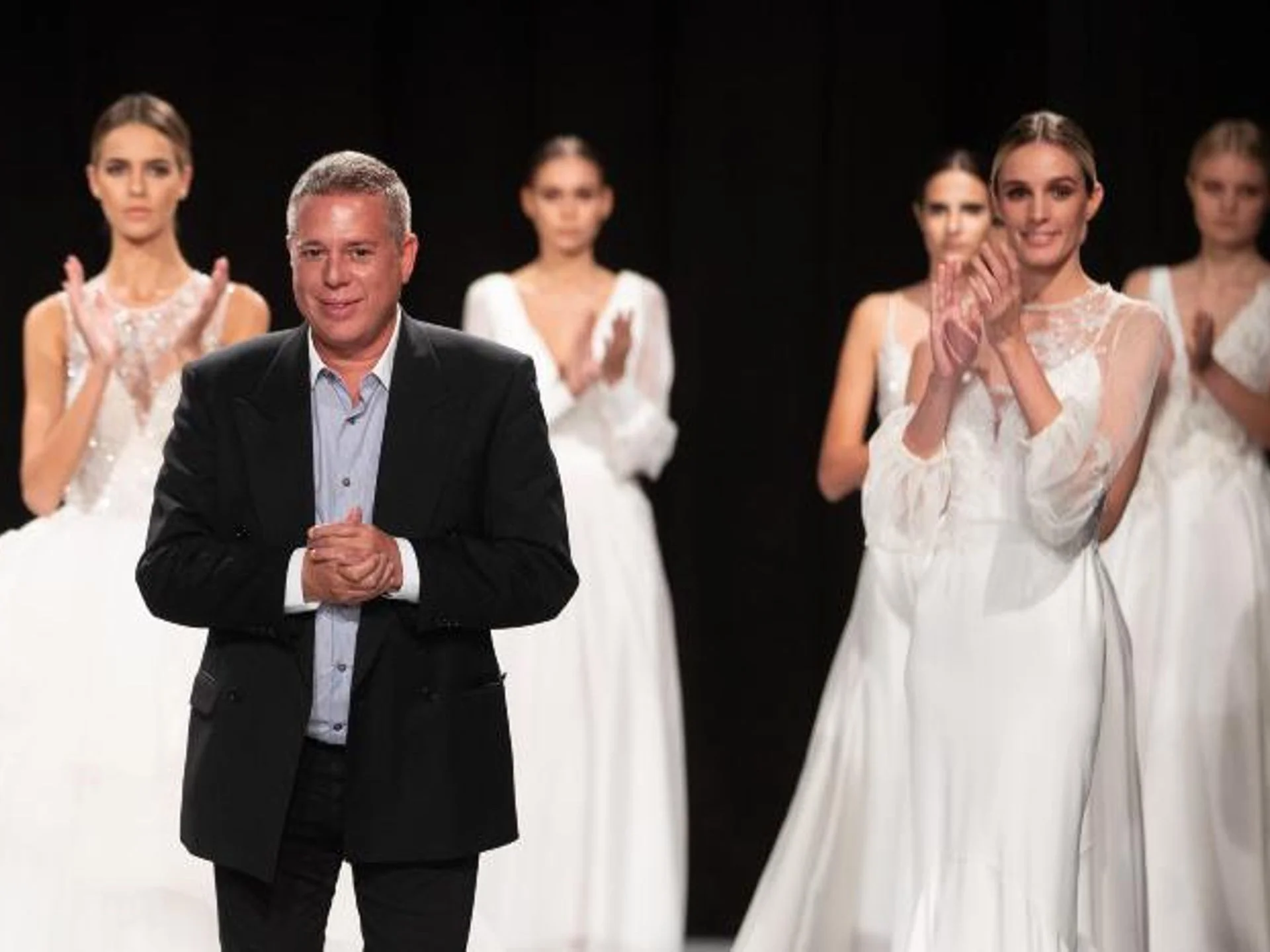 Diseñador venezolano Hannibal Laguna gana premio en Madrid Fashion Week