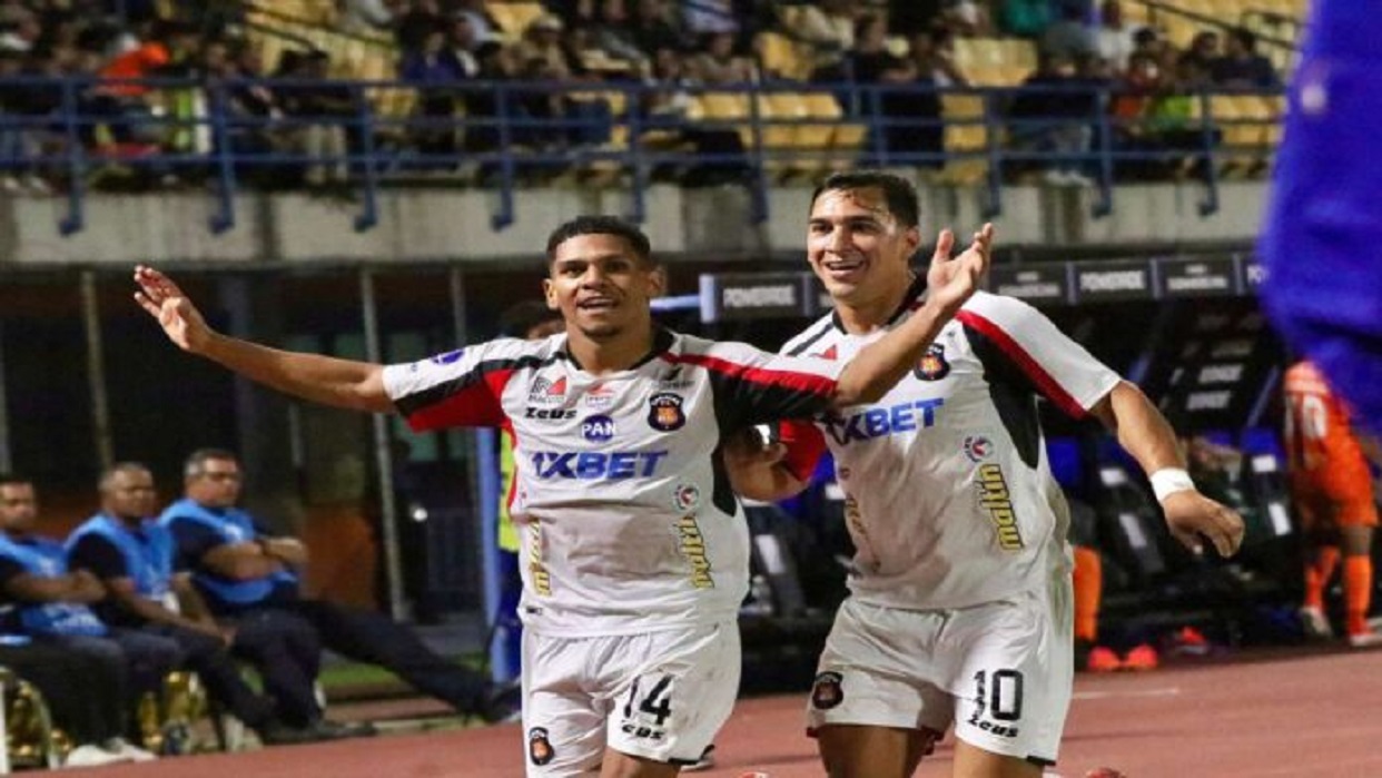 Caracas y UCV conocen rivales en playoffs Sudamericana