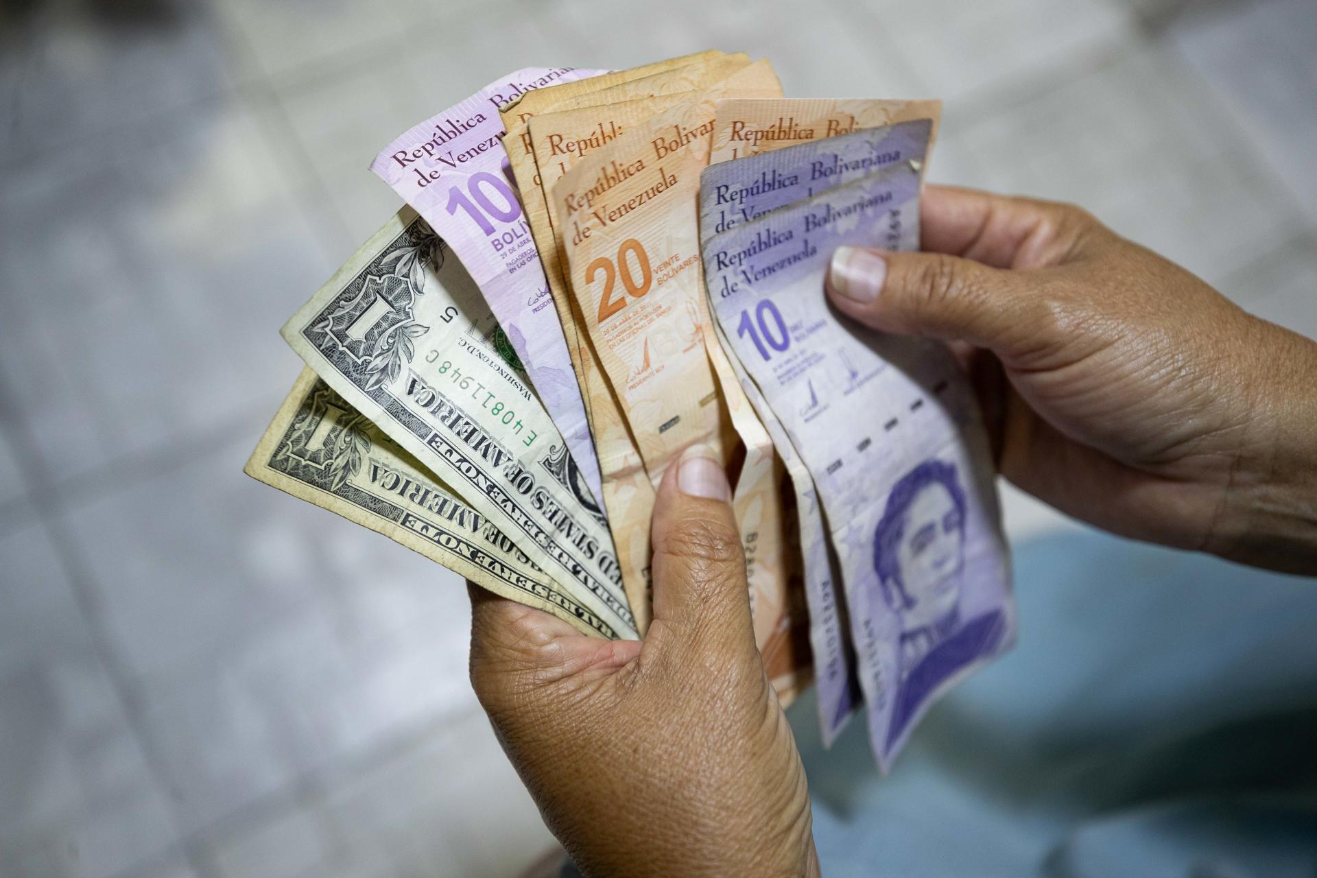 Bolívar pierde casi mitad de valor en 2026