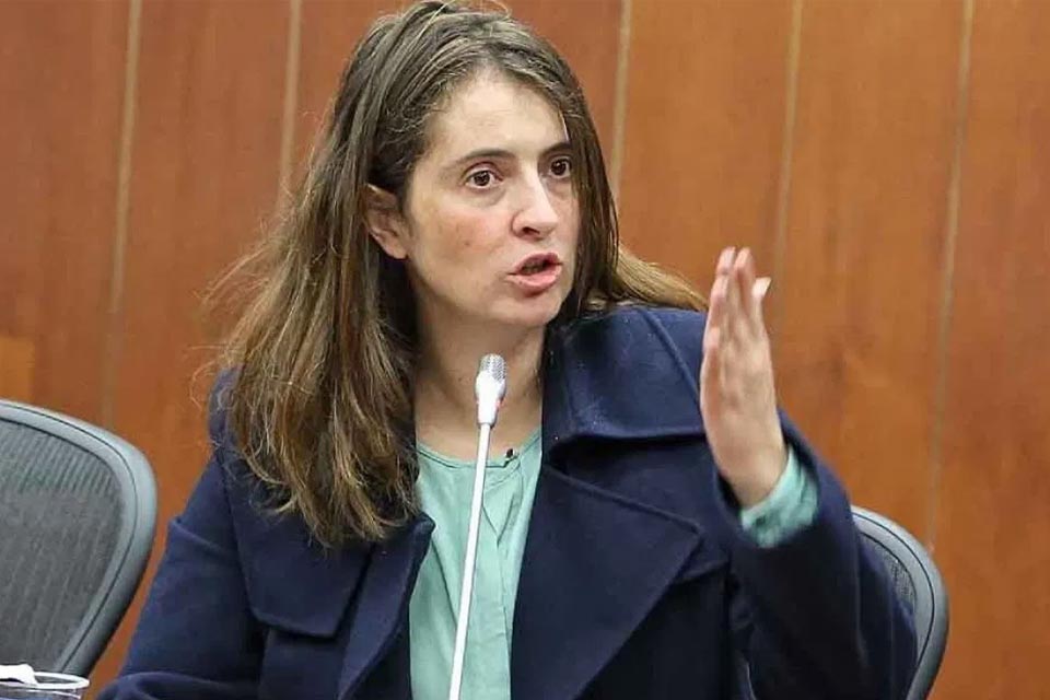 Valencia rechaza legitimación de Delcy Rodríguez si gana presidenciales