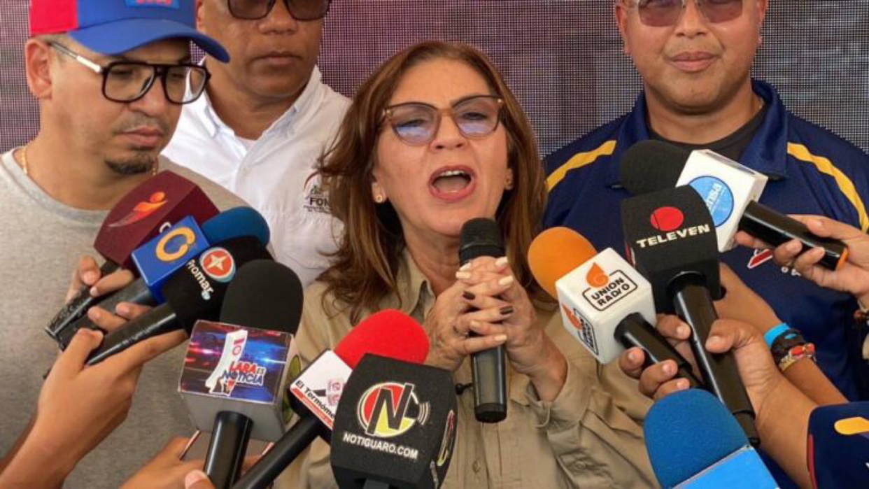 Ministra ratifica aumento de pasaje urbano a 140 bolívares
