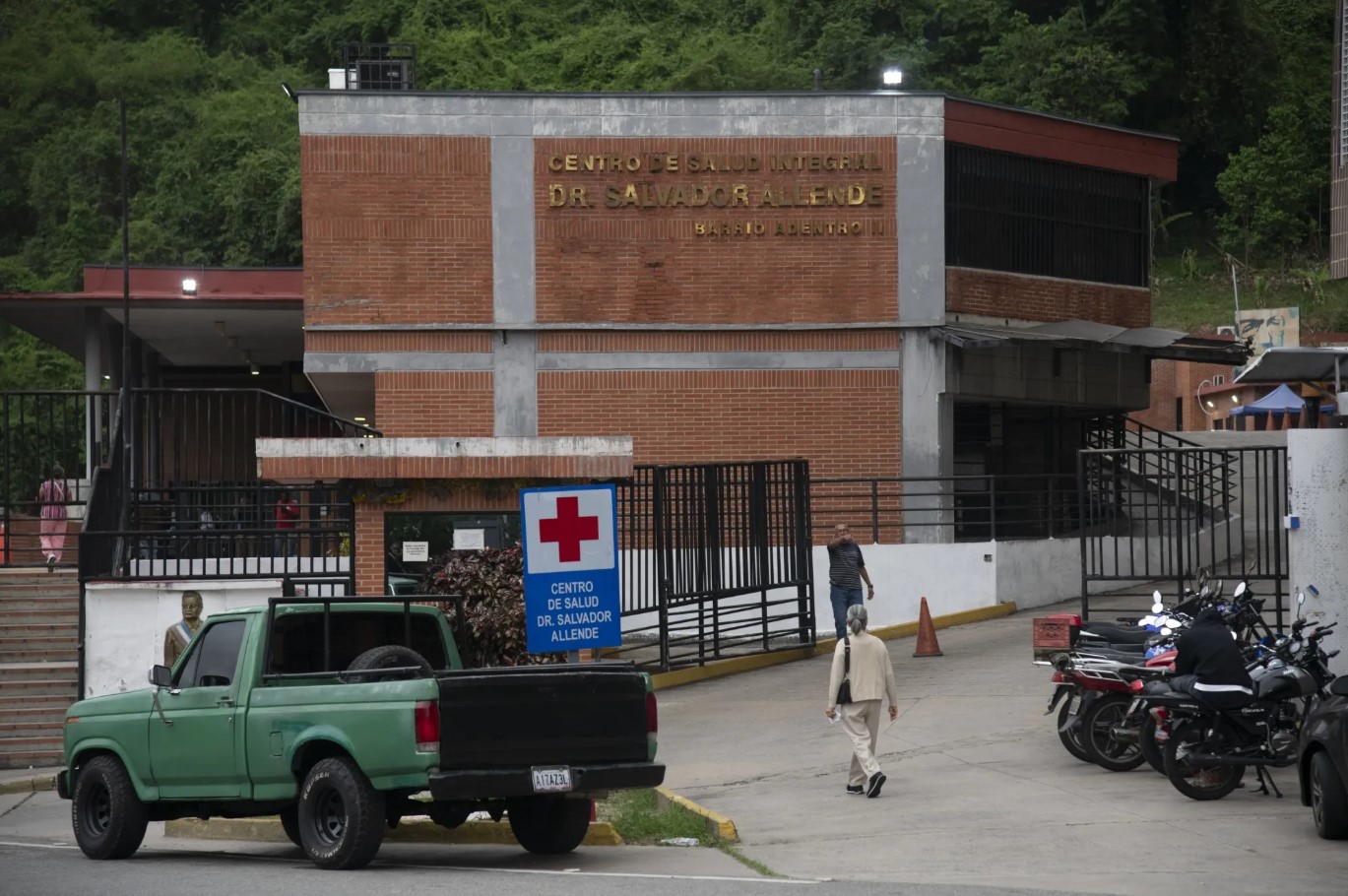 Venezuela enfrenta crisis sanitaria por salida de médicos cubanos
