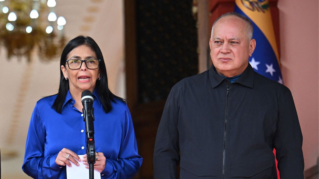 Delcy Rodríguez exige a Diosdado acabar con extorsión