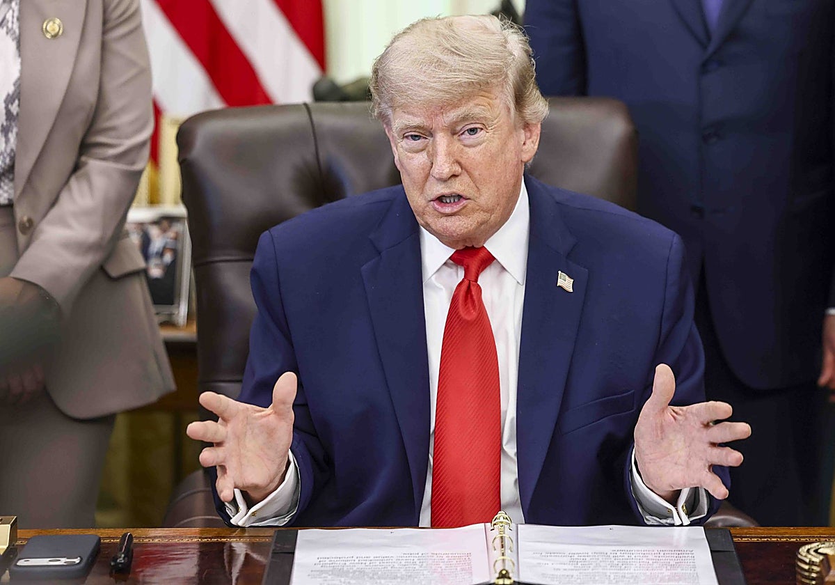 Secretos y mentiras de Donald Trump, el magnate inmobiliario reconvertido en líder polarizador que sopla sus 80 velas