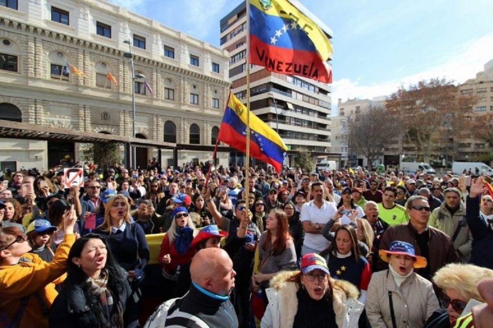 Venezuela encabezó las solicitudes de asilo en España en 2025 | TalCual