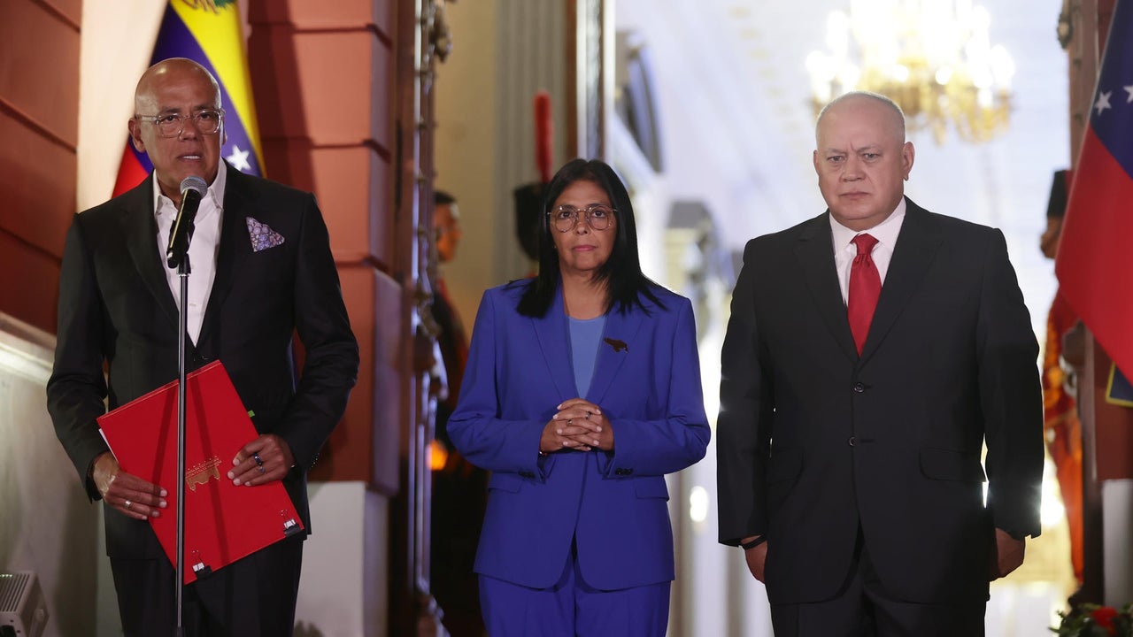 “El régimen en un momento dado identificó al Tren de Aragua como el brazo que podía usar fuera del territorio venezolano”: Iván Simonovis | NTN24.COM