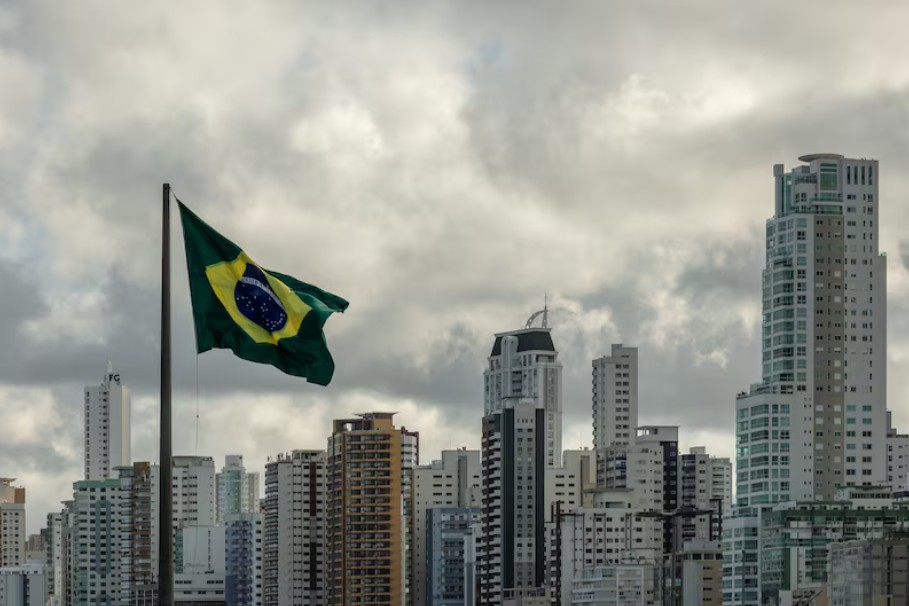 Bloomberg: Empresas brasileñas aceleran su desembarco en Venezuela en un intento por estrechar lazos