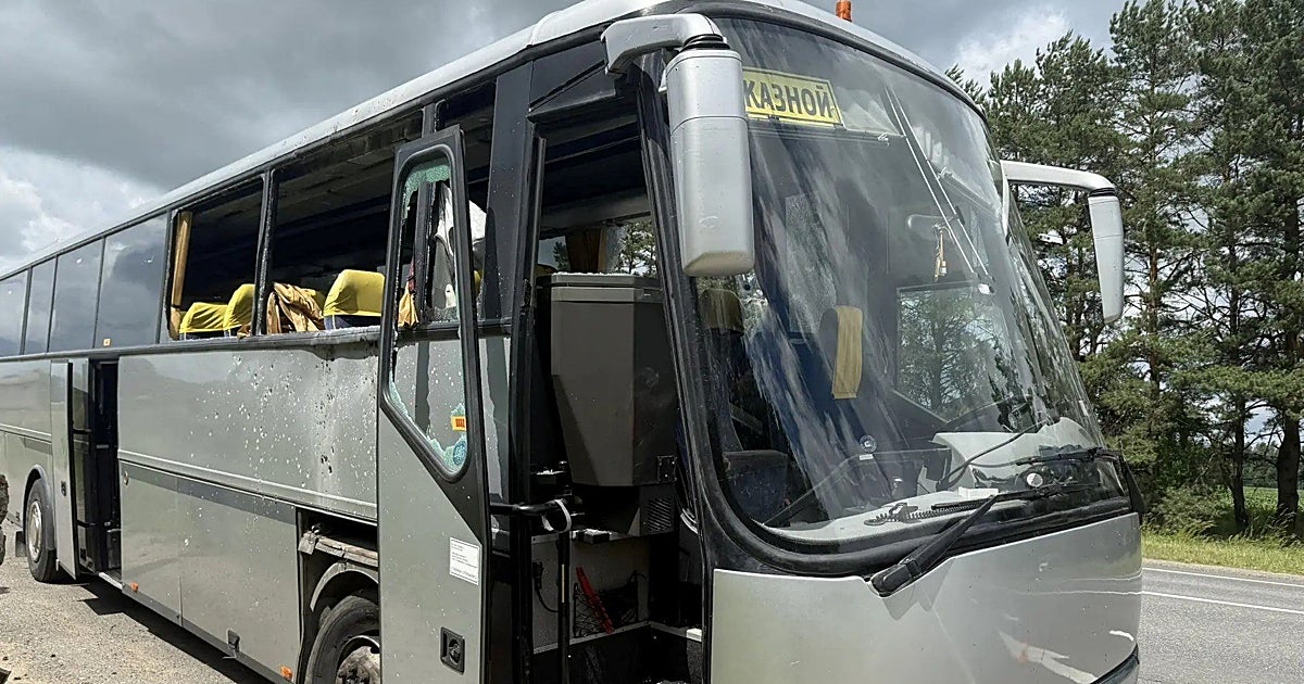 Rusia acusa a Ucrania de atacar un autobús de un equipo infantil bielorruso