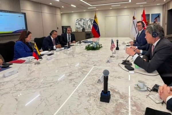 John Barrett: Avanzan reuniones para impulsar inversiones energéticas estadounidenses en Venezuela – bancaynegocios.com