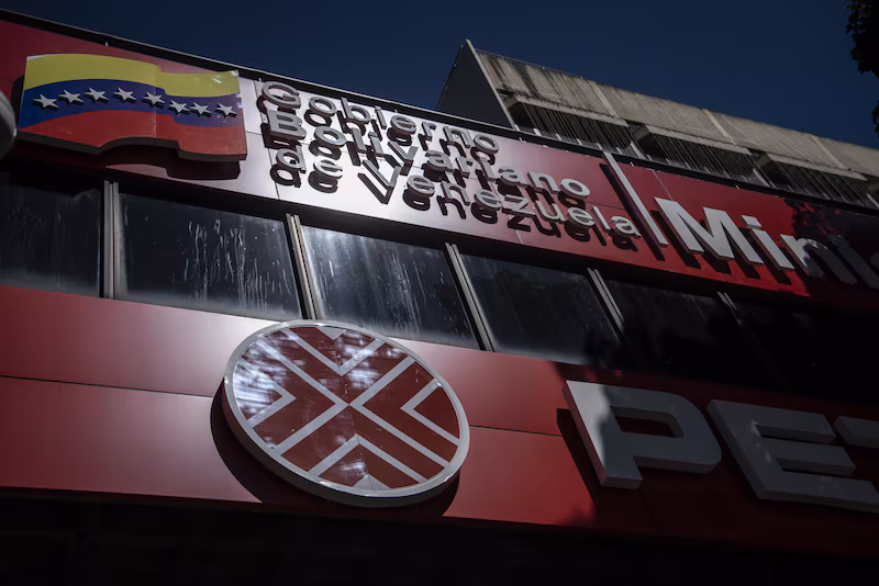 Bloomberg: Pdvsa contrata a un bufete de abogados para acelerar acuerdos petroleros