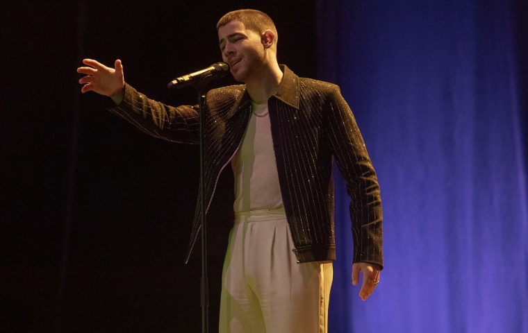 “Letras Robadas”: Nick Jonas y Paul Rudd protagonizan un duelo musical lleno de drama y ambición