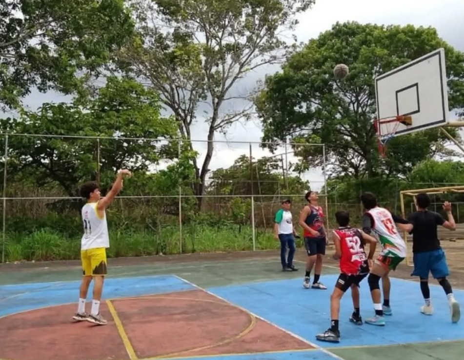 Unellez impulsa el deporte universitario en cada espacio