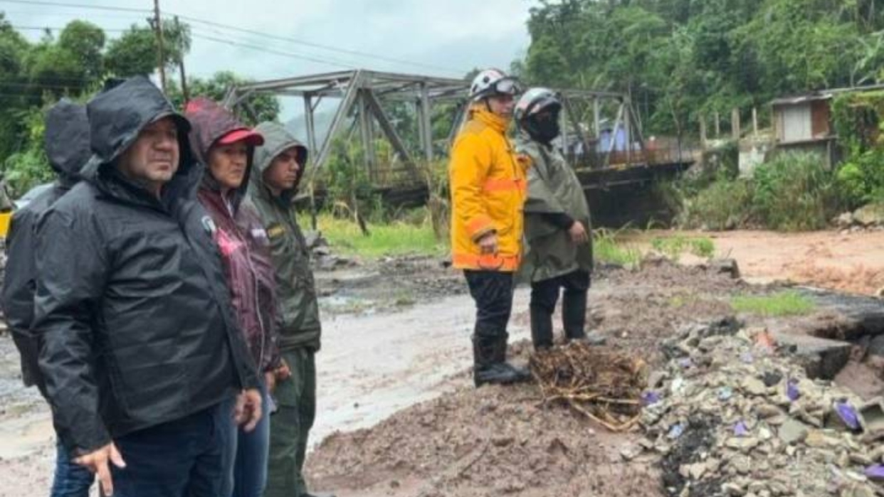 Deslizamientos por lluvias en Táchira son atendidos por organismos de seguridad