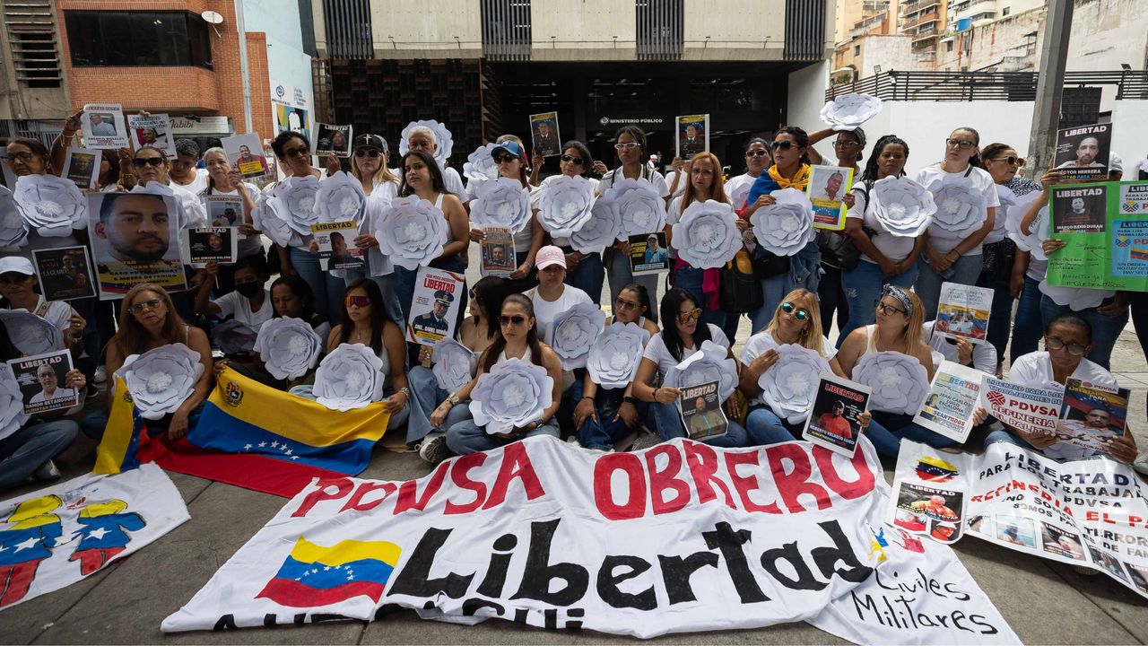 “Cuatro niños pequeños están sufriendo una barbaridad por la ausencia de su madre”: Aurora Marina Guevara, mamá de presa política detenida por el caso PDVSA ‘buques fantasmas’ | NTN24.COM