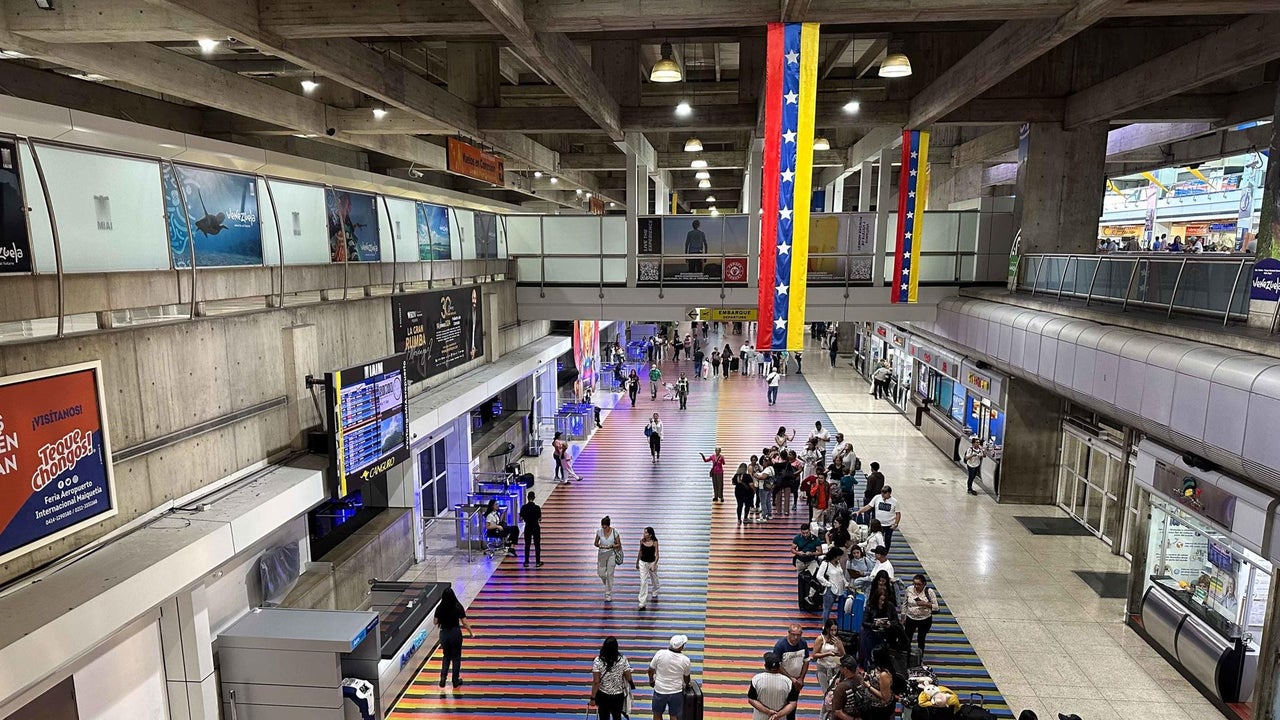 Cancelan vuelos desde Colombia y Europa hacia Caracas tras devastador terremoto que obligó el cierre del aeropuerto de Maiquetía | NTN24.COM