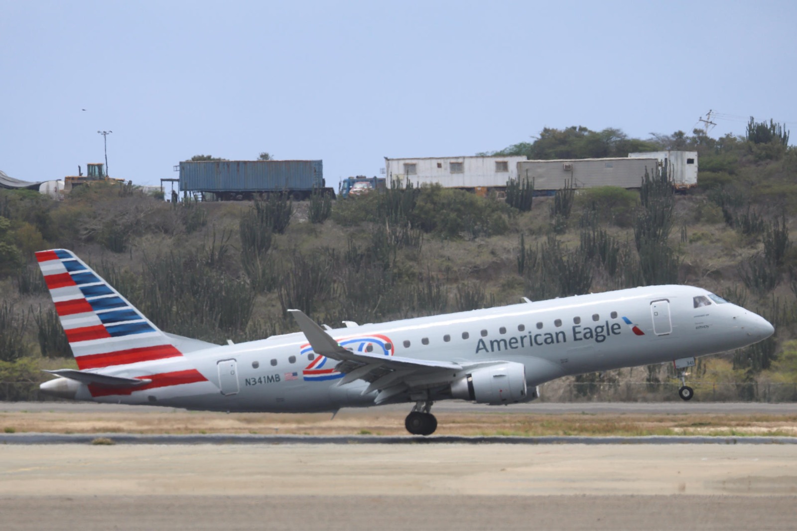 American Airlines canceló los vuelos de Miami a Caracas tras los terremotos