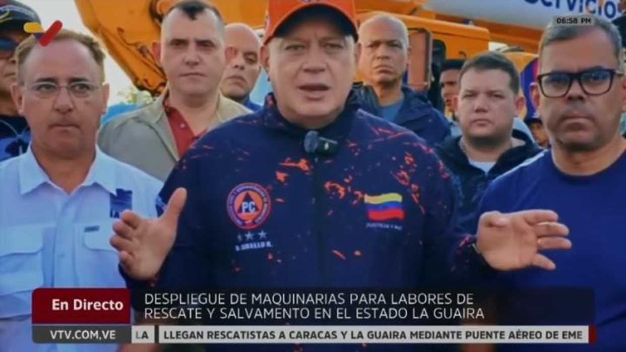 Cabello informó que más 100 edificaciones de La Guaira colapsaron tras fuertes sismos