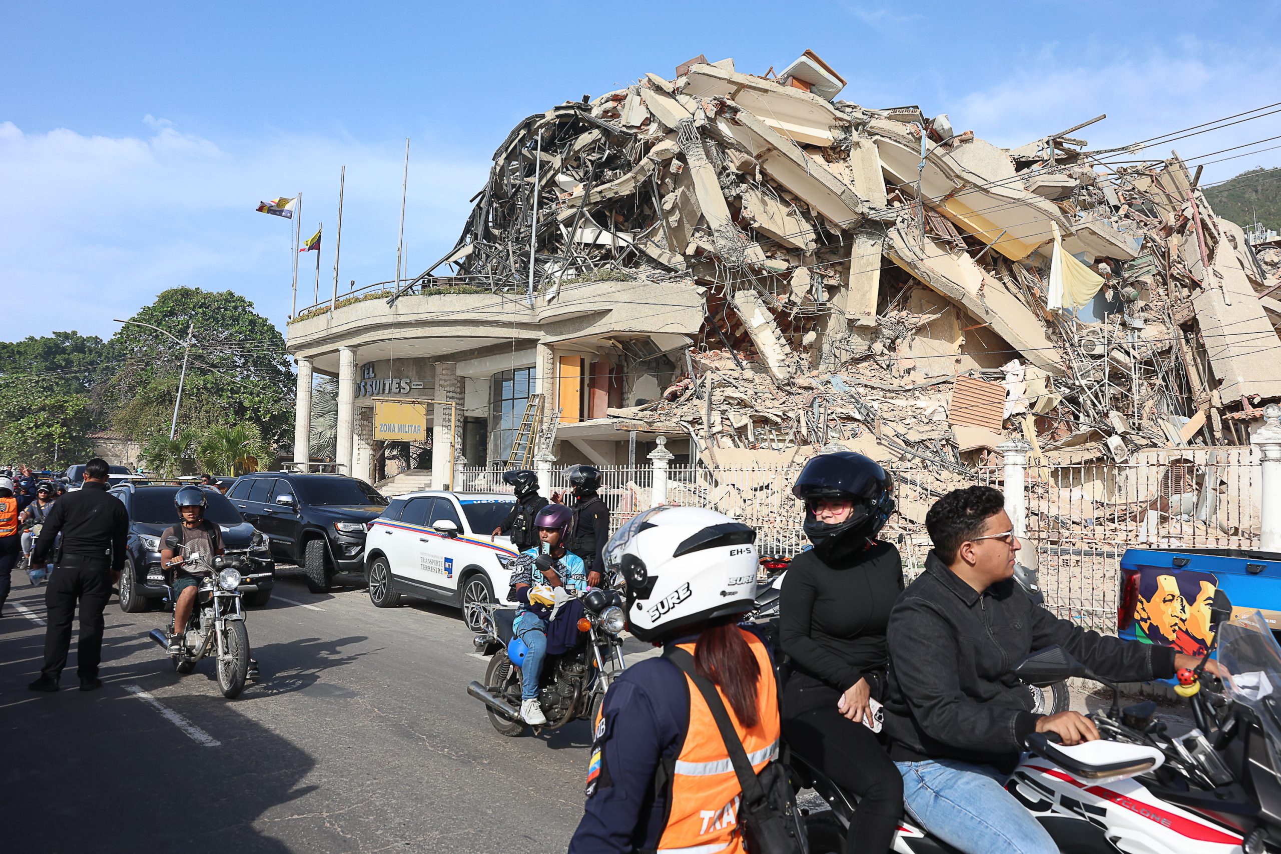 Delcy Rodríguez anuncia la militarización de La Guaira tras los terremotos