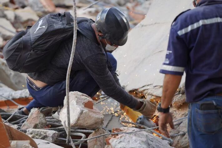 Catástrofe por sismos: Cifra de víctimas se eleva a 920 muertos y más de 3.300 heridos