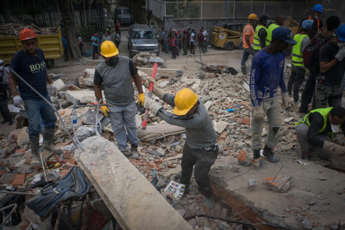 Delcy Rodríguez confirma afectaciones en Caracas y seis estados tras fuerte sismo