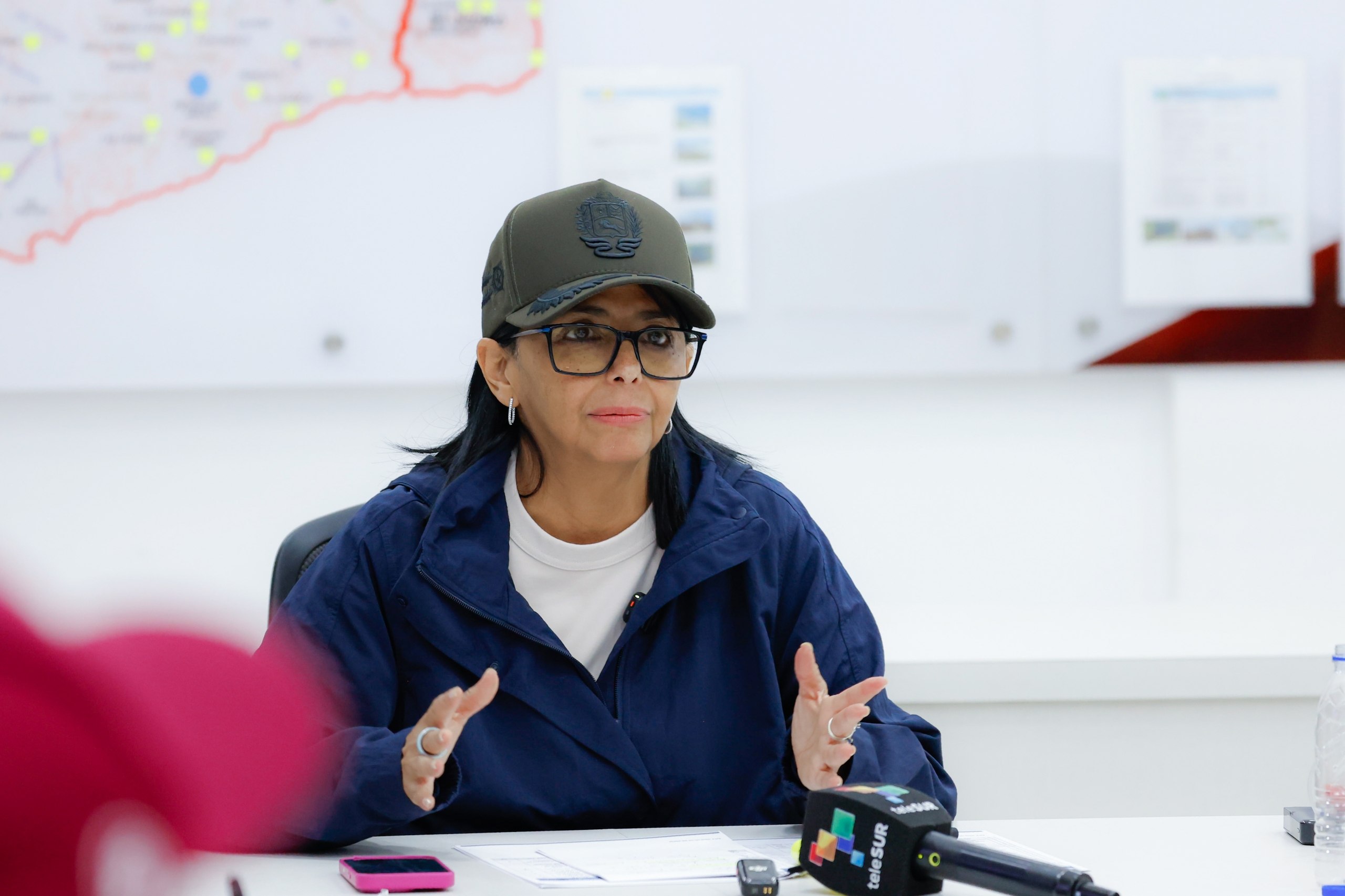 Según Delcy Rodríguez, ya se recuperó el 60% del servicio eléctrico en La Guaira (VIDEO)