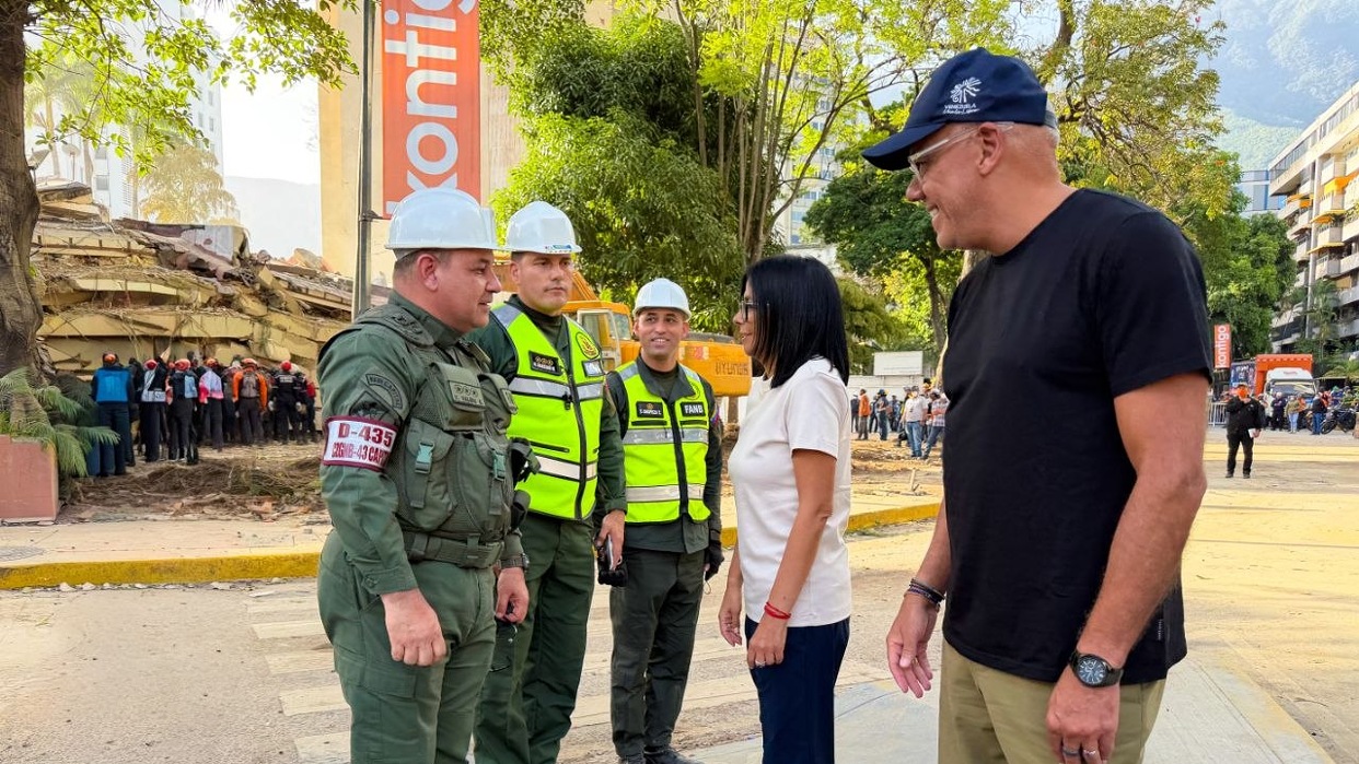 Presidenta encargada supervisó trabajos de rescate en Los Palos Grandes y Altamira