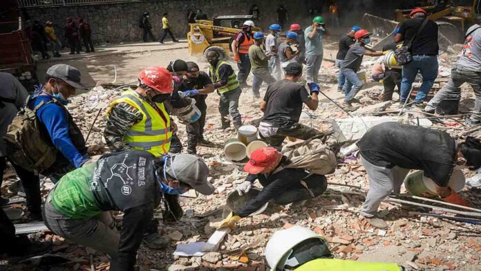 Sismo y vocación: El Universal informa sin pausa la emergencia nacional en el Día del Periodista