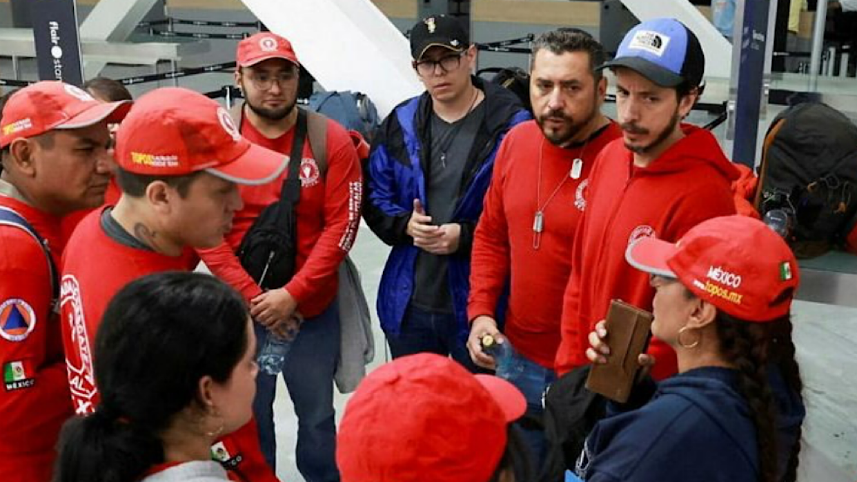 Llegaron a Venezuela los topos mexicanos para reforzar las labores de rescate