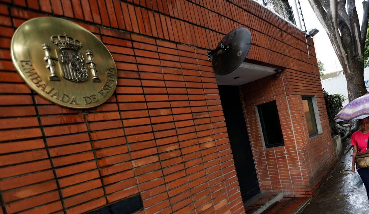 Embajadas prestan apoyo a sus connacionales tras los dos terremotos que azotaron a Venezuela – Efecto Cocuyo