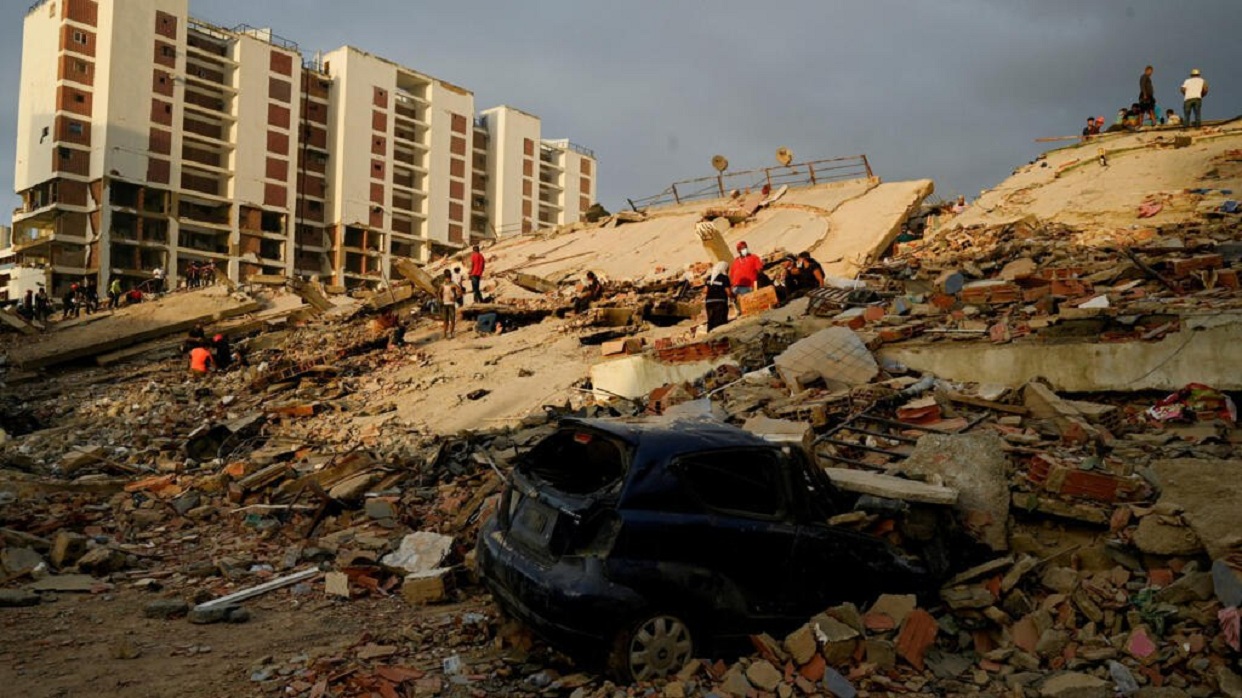 Venezuela sufre tras devastador terremoto: Mil 450 personas han perdido la vida y tres mil 150 resultaron heridas
