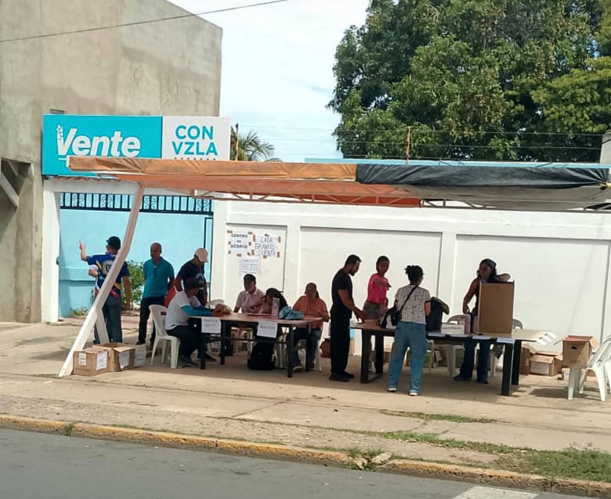 Denuncian asedio a centro de acopio de Vente Venezuela en Cumaná destinado a damnificados por sismos