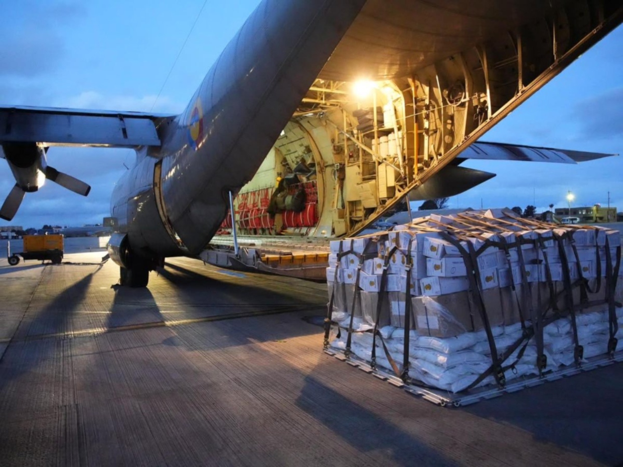 Colombia envía tercer vuelo de ayuda humanitaria a Venezuela y repatriará a 47 ciudadanos