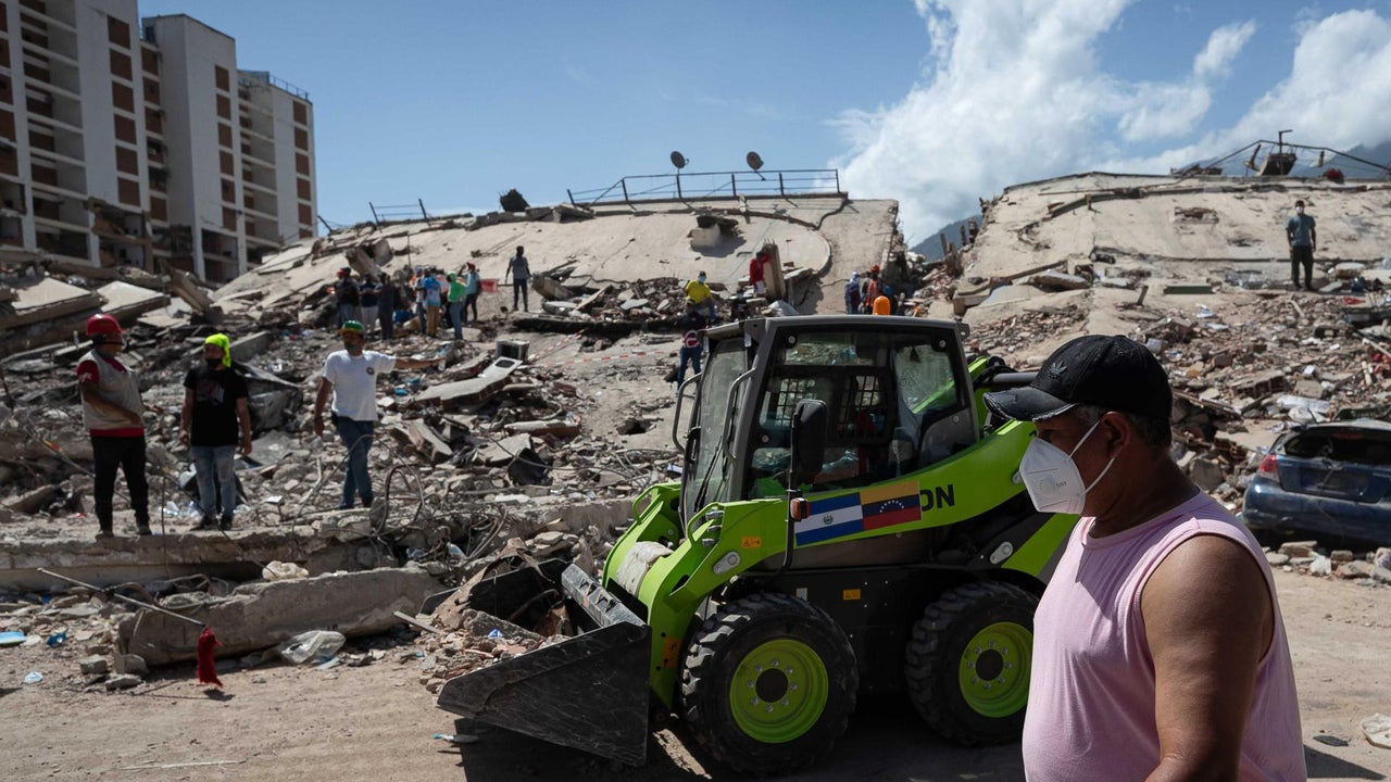 Elevan a 1.719 el número de muertos tras los devastadores terremotos en Venezuela | NTN24.COM