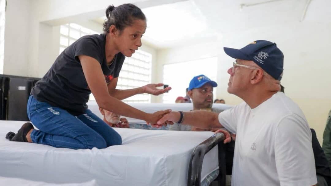 Diputado Jorge Rodríguez visita Centro Naval Capitán de Navío Felipe Santiago Estévez