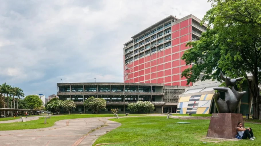 UCV abre una plataforma de telemedicina para las víctimas del terremoto